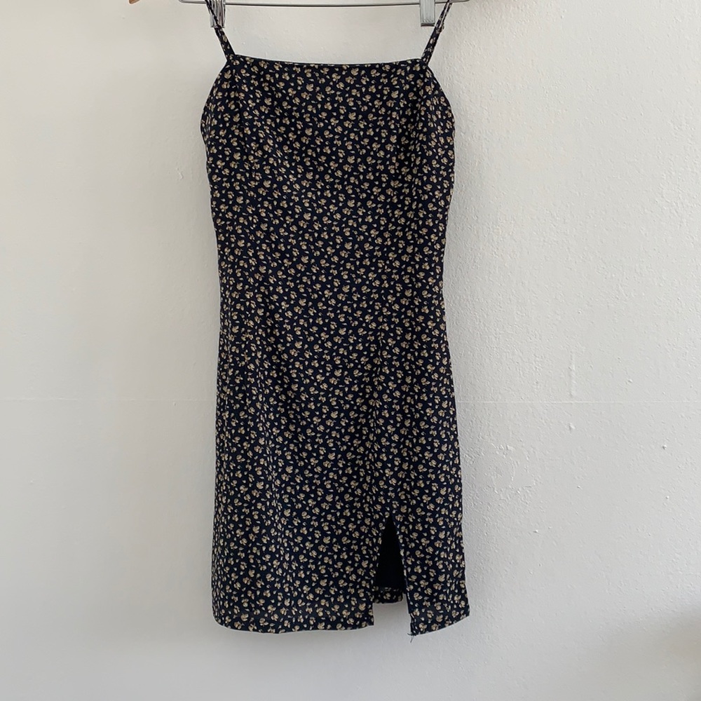 Princess Polly dark blue summer dress!